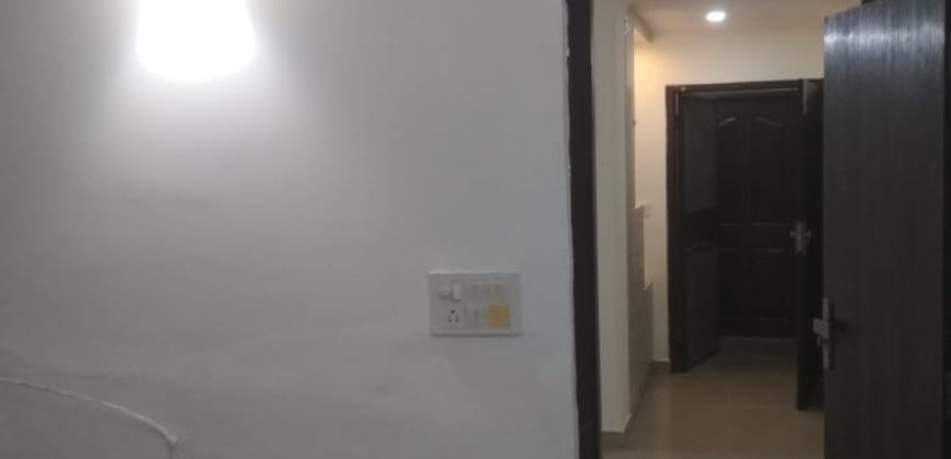 2 BHK Flat in New Delhi for Rent